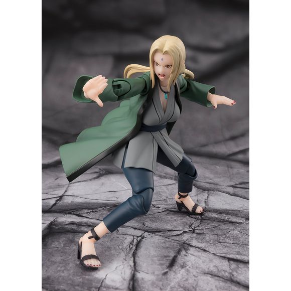 Bandai Naruto S.H.Figuarts Tsunade -The Legendary Medical Ninja- Action Figure