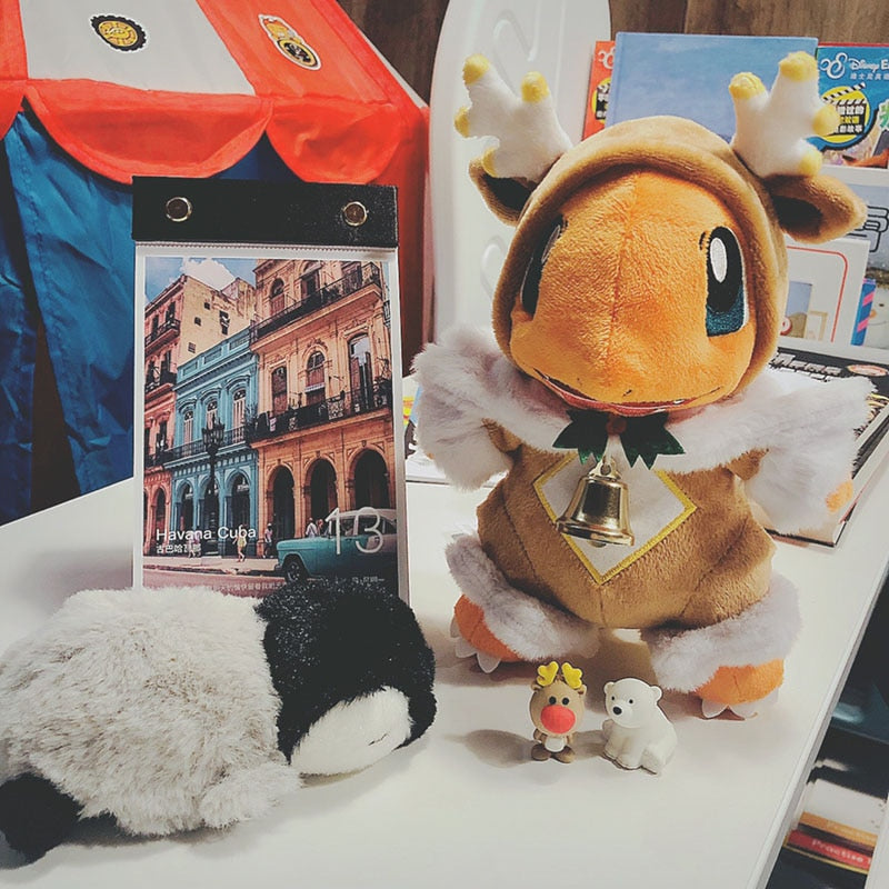 Charmander Charmander Cuddle Pokemon Elf Christmas Edition