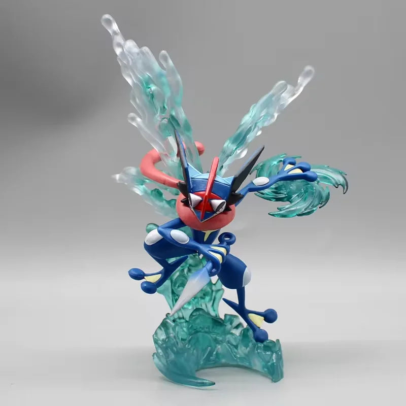 Detailed Pokemon Glurak Charizard or Quajutsu Greninja figure