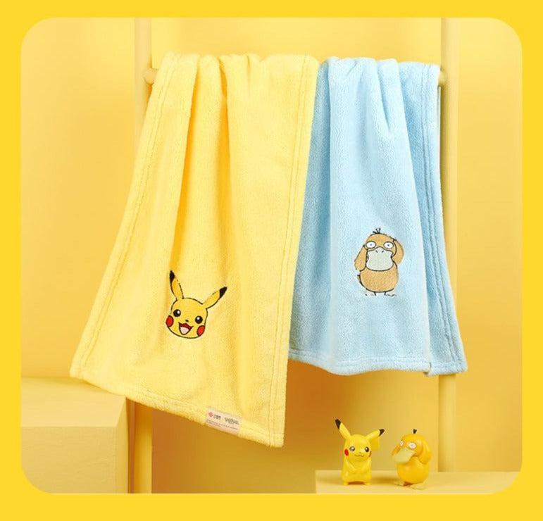 Bath towels with Pokemon Pikachu and other motifs
