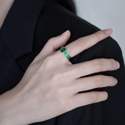 JOJO‘s Green Enamel Inlaid Green Zircon Ring