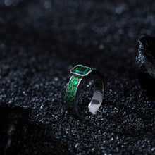 JOJO‘s Green Enamel Inlaid Green Zircon Ring