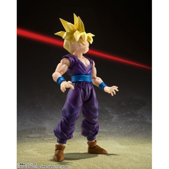 Bandai Dragon Ball Z S.H.Figuarts Super Saiyan Son Gohan (The Warrior Who Surpassed Goku) Action Figure