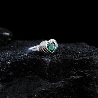 JOJO‘s Water Ripple Heart-shaped Sweet and Spicy Girl Fashion Cool Style Ring