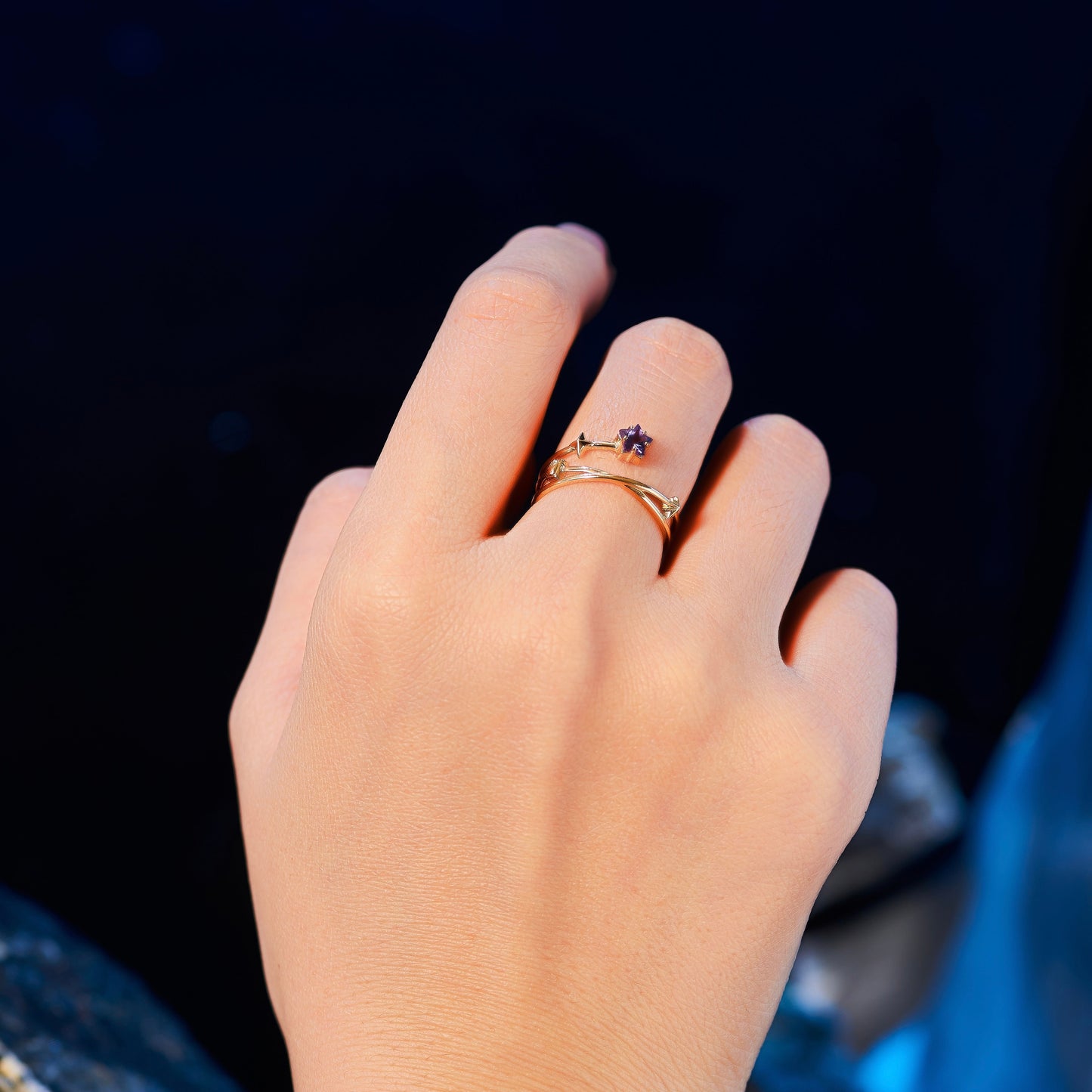 JOJO‘s 18k Gold Natural Star Sapphire Ring