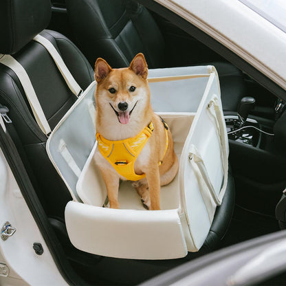 Breathable Multifunctional Large Space Travel Safety Dog Car Seat Bed for Small Dogs