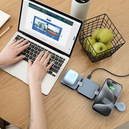 ChargeNest 3 in 1 접이식 MagSafe 충전기 