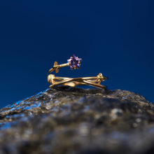 JOJO‘s 18k Gold Natural Star Sapphire Ring