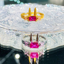 JOJO‘s Rabbit ring