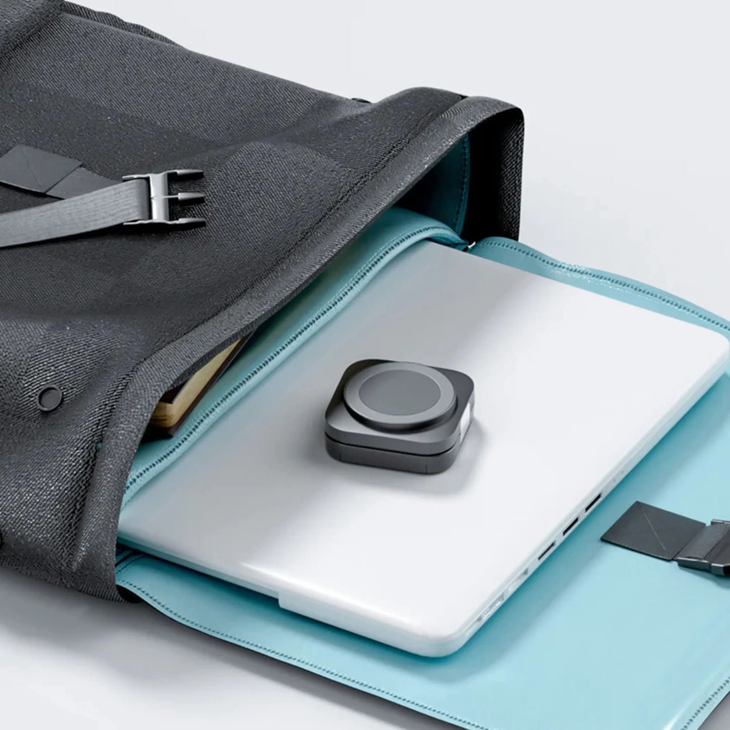 PortaMag Trio: 컴팩트한 3-in-1 MagSafe 충전 허브 