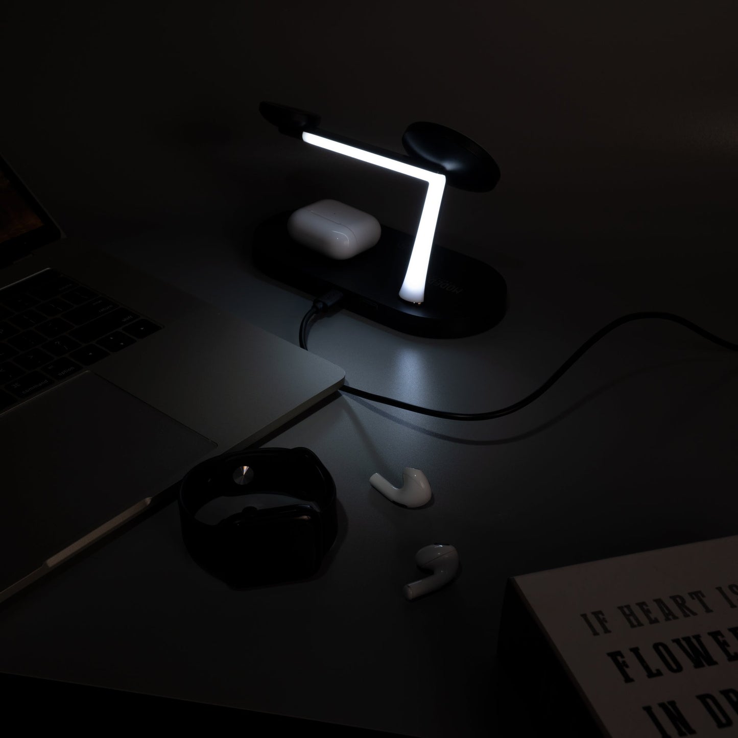 프리미엄 MagSafe 3 in 1 고속 무선 충전 스탠드 