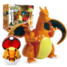 Charizard / Charizard Game Figure with Pokeball Pokemon Toy Set